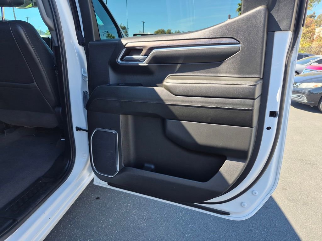 Used 2024 Chevrolet Silverado 1500 LTZ w/ LTZ Convenience Package II image 32