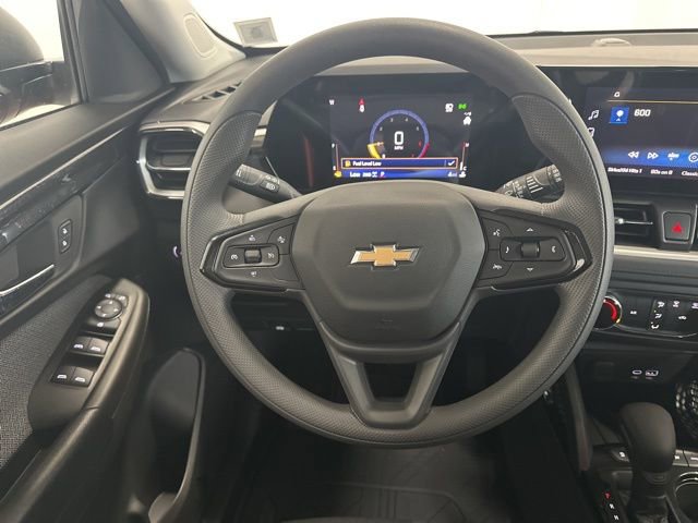 Used 2026 Chevrolet TrailBlazer LS w/ LS Convenience Package image 5