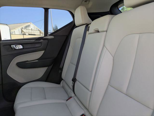 New 2026 Volvo XC40 B5 Plus w/ Protection Package Premier AWD/4WD image 12
