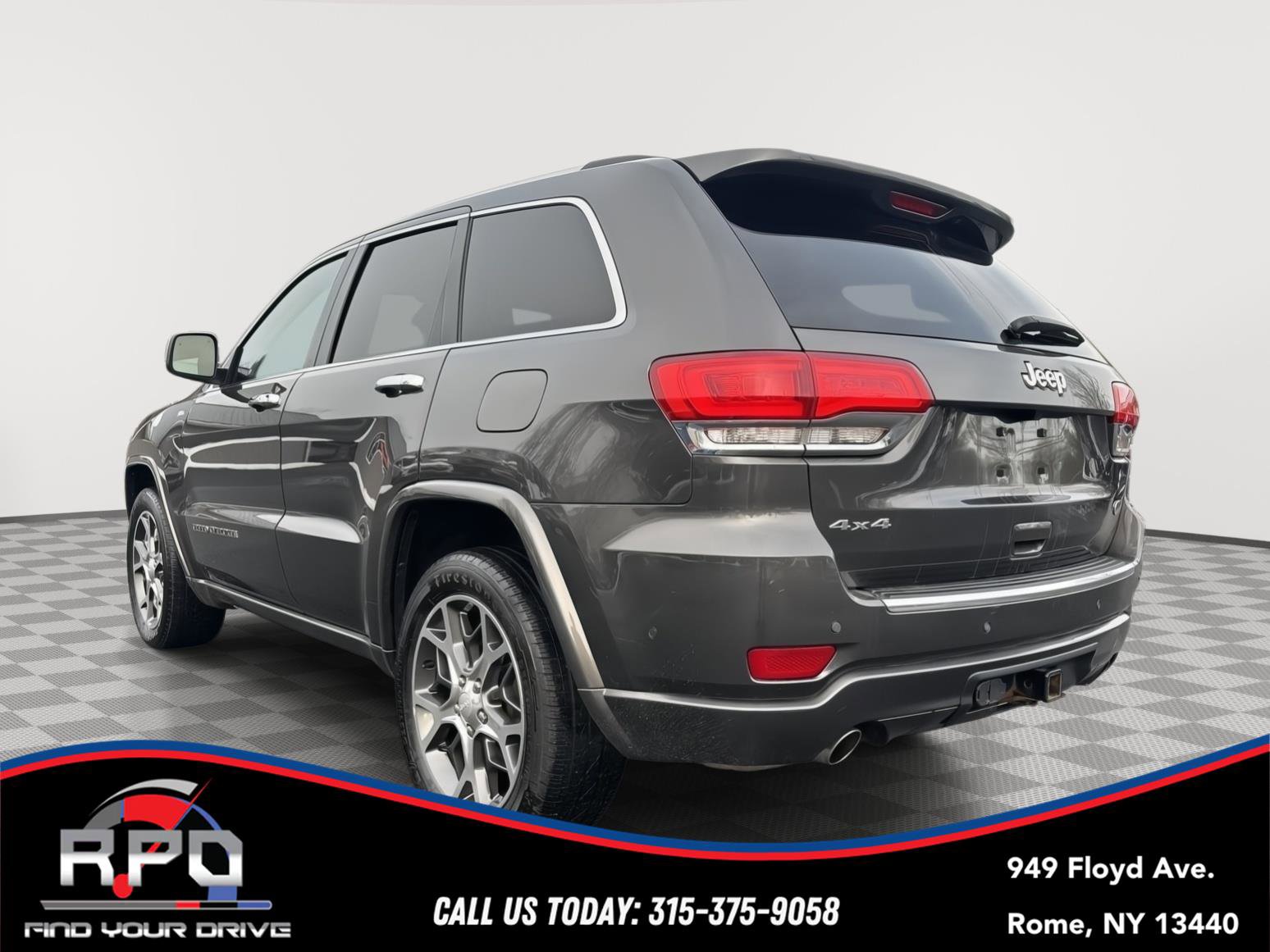Used 2020 Jeep Grand Cherokee Overland image 3