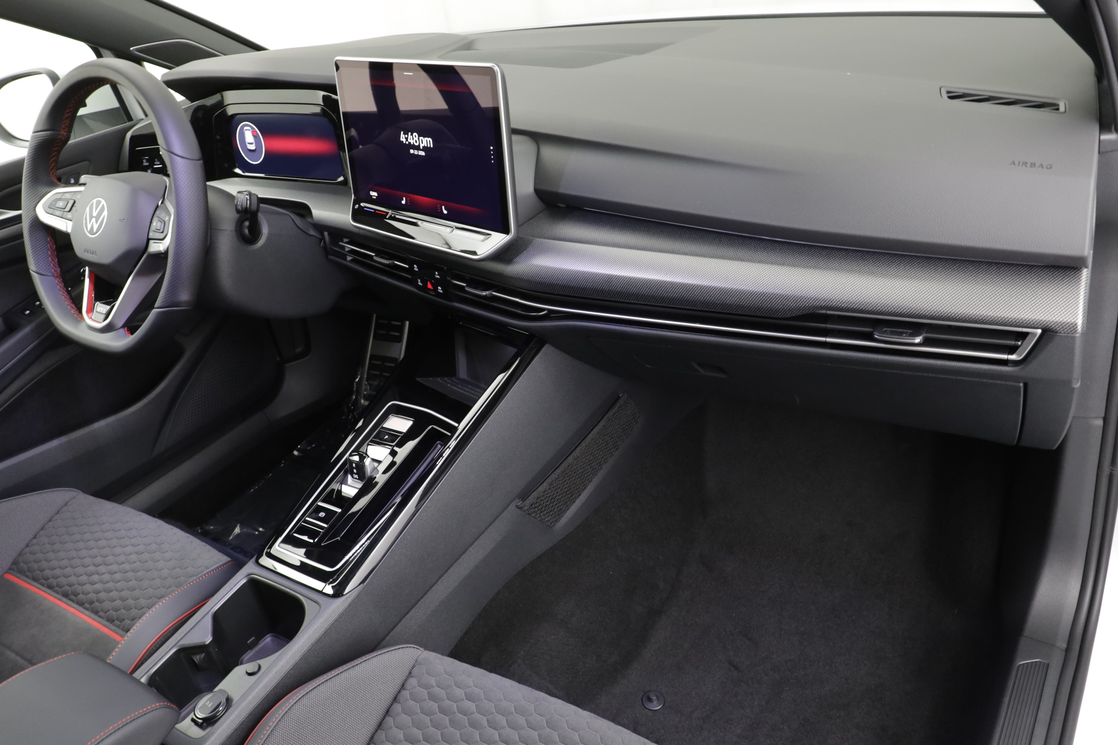 New 2026 Volkswagen GTI SE FWD image 22