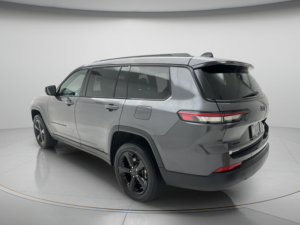Used 2023 Jeep Grand Cherokee L Laredo AWD/4WD image 5