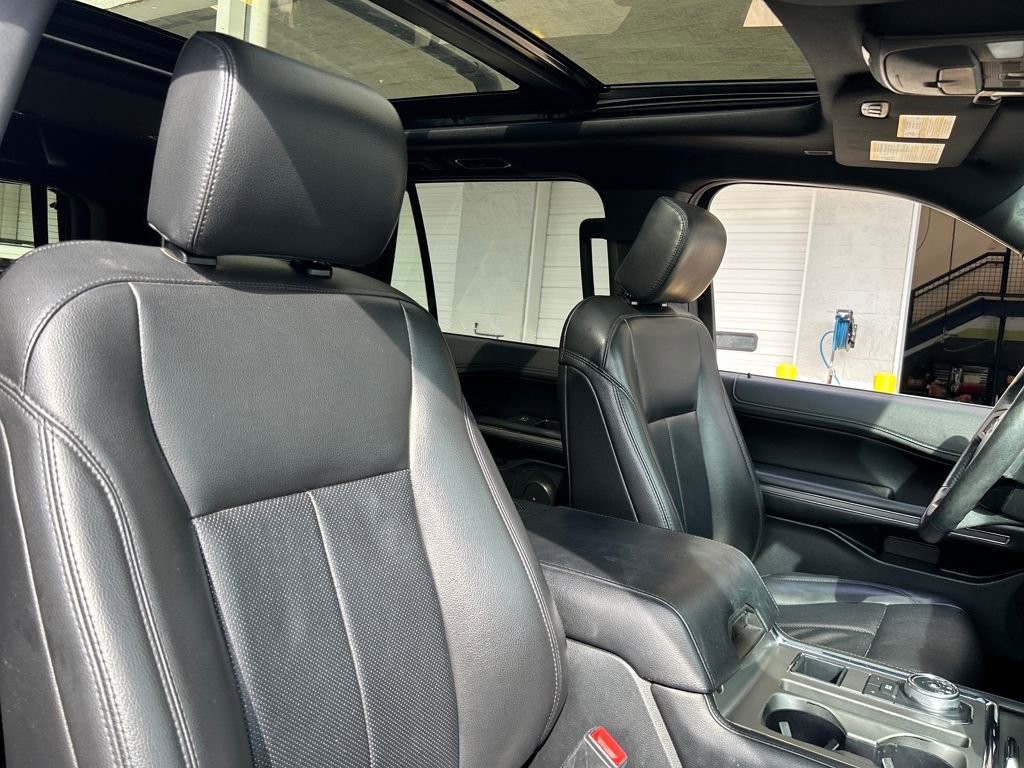 Used 2020 Ford Expedition XLT w/ Equipment Group 202A image 15