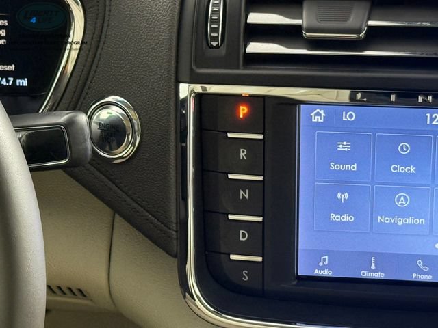 Used 2020 Lincoln Continental Reserve w/ Luxury Package FWD image 25
