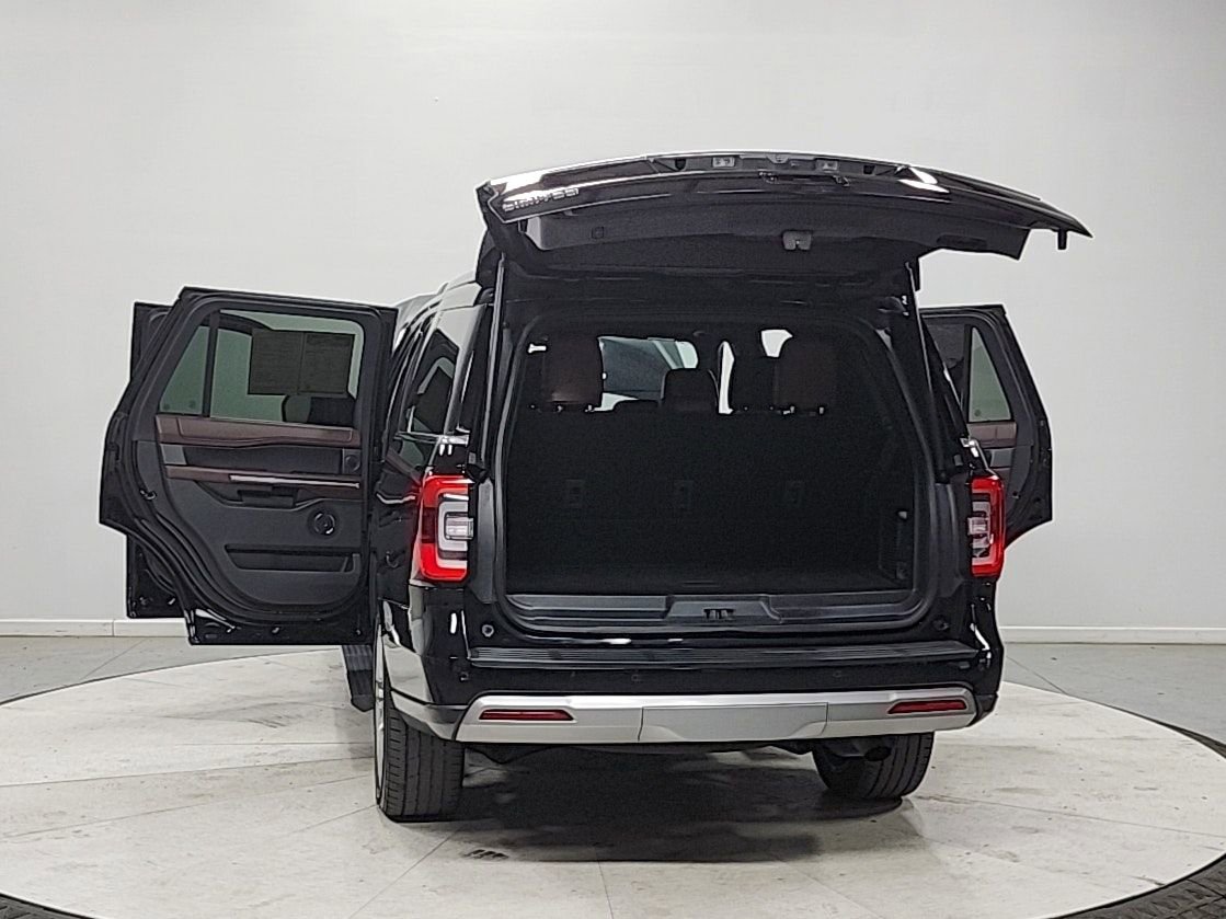 Used 2024 Ford Expedition Limited image 14