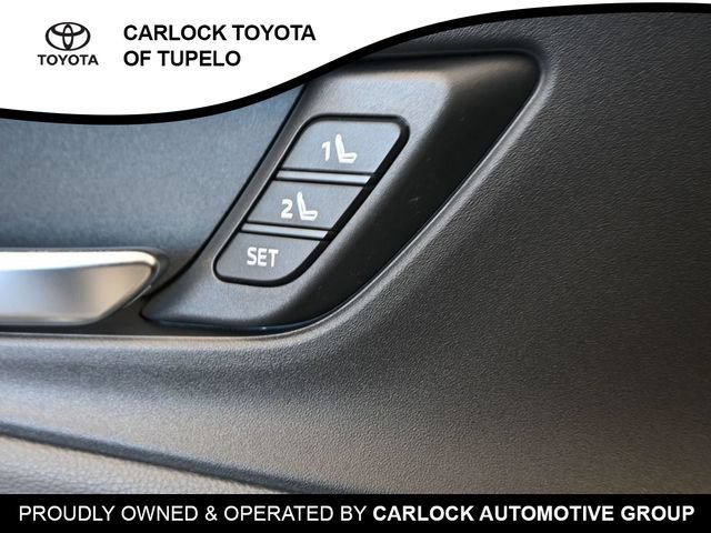 Used 2024 Toyota Prius Limited w/ Limited Premium Package FWD image 22