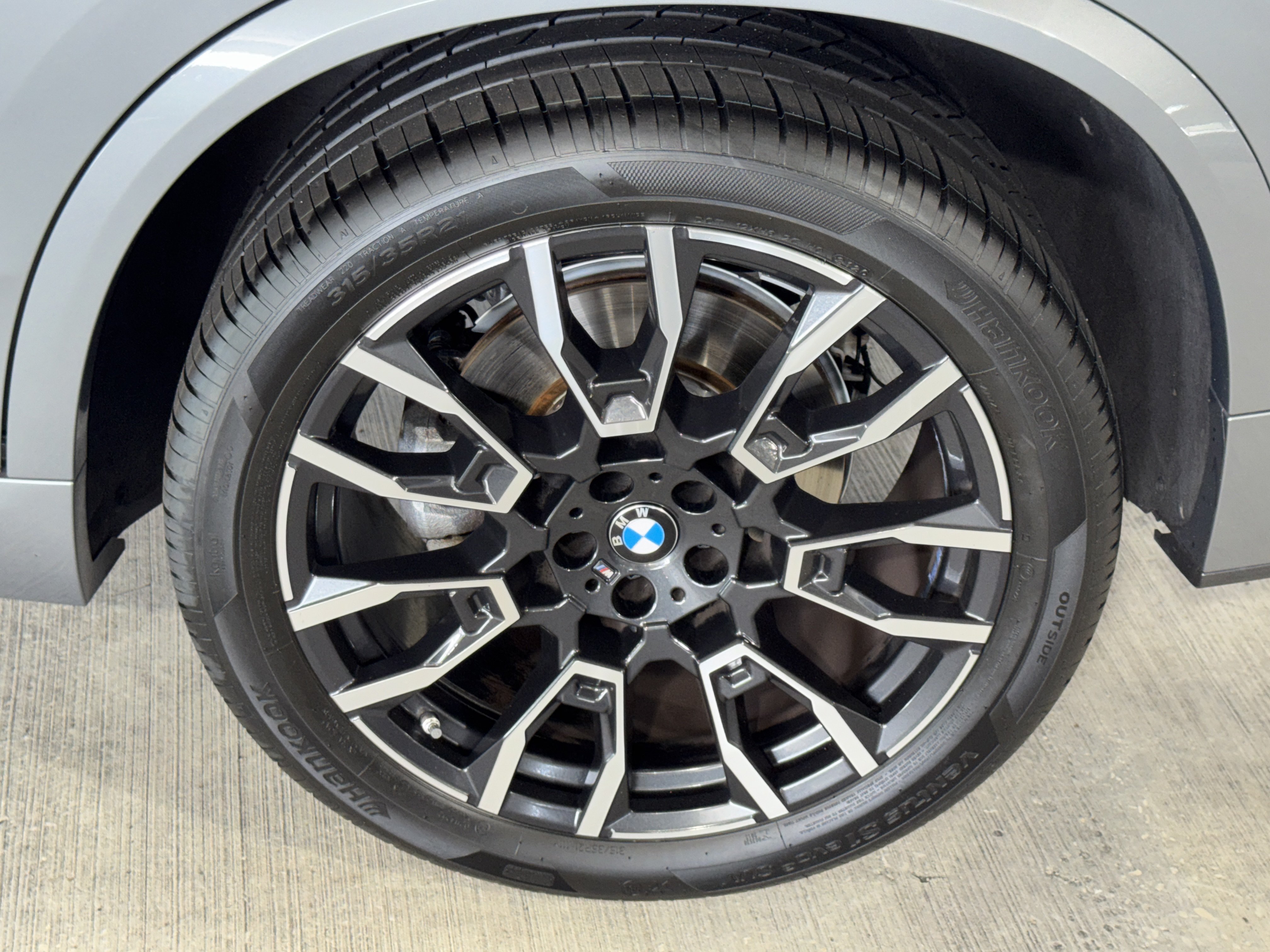 Certified 2026 BMW X5 sDrive40i w/ M Sport Package RWD image 36