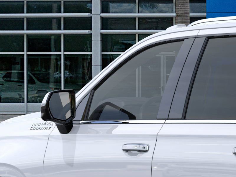 New 2026 Chevrolet Suburban High Country image 12