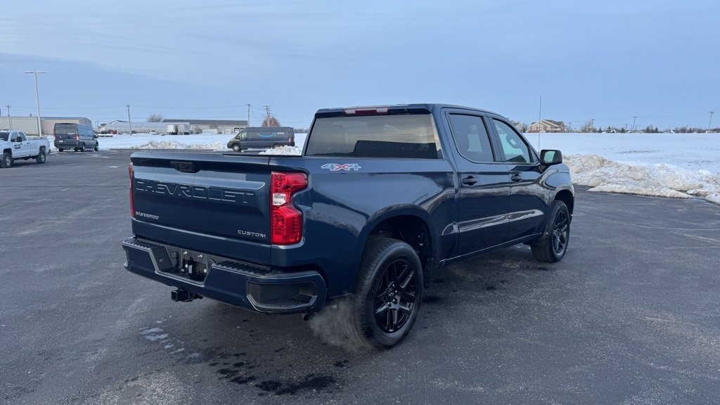 Used 2022 Chevrolet Silverado 1500 Custom image 7