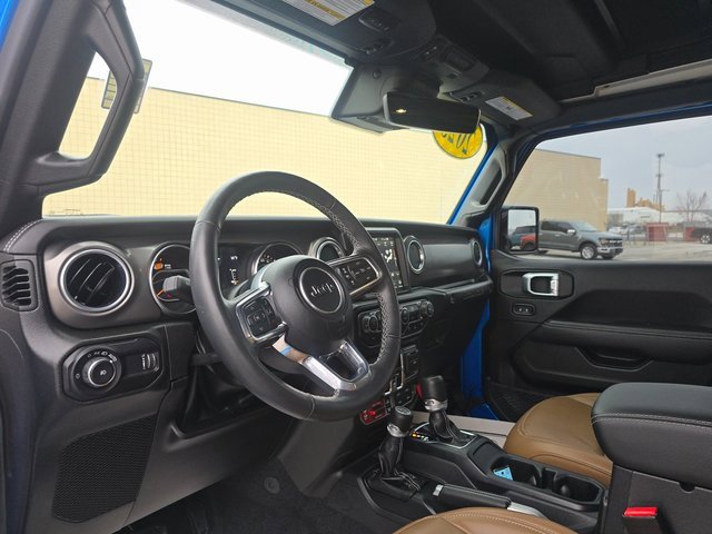 Used 2023 Jeep Wrangler Unlimited Rubicon w/ LED Lighting Group image 11