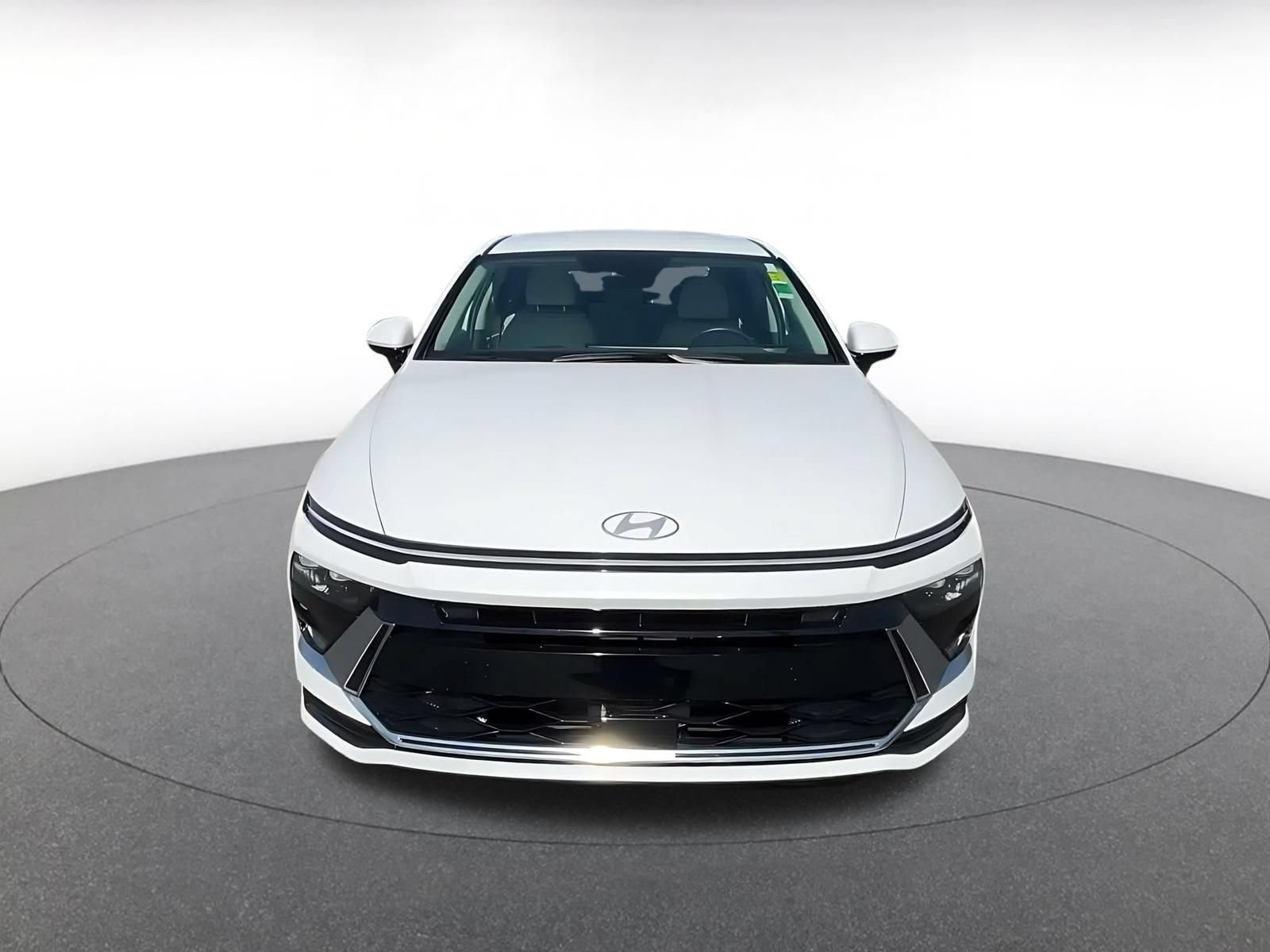 Used 2025 Hyundai Sonata SEL FWD image 4