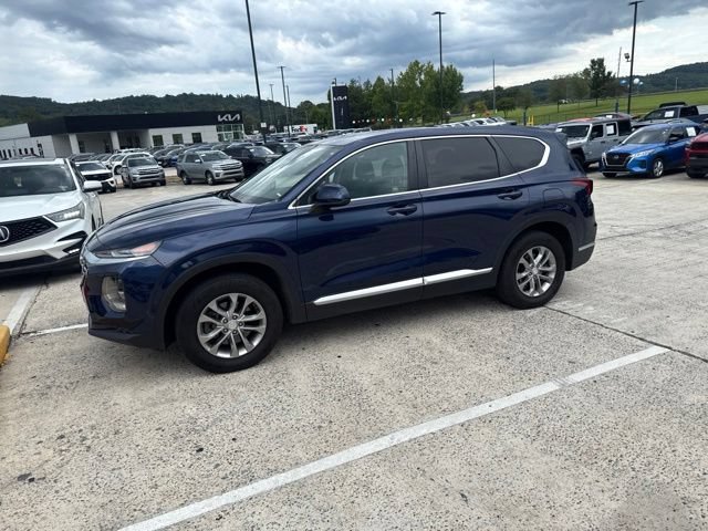 Used 2020 Hyundai Santa Fe SE FWD image 11