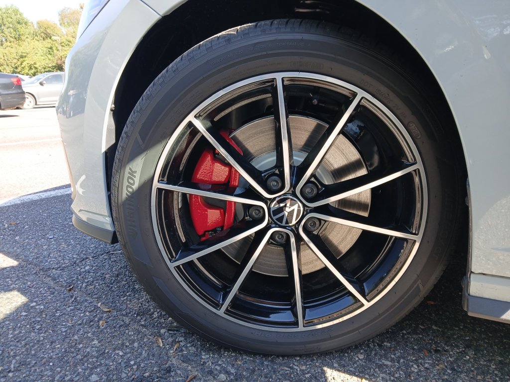 New 2027 Volkswagen Jetta GLI Autobahn FWD image 26