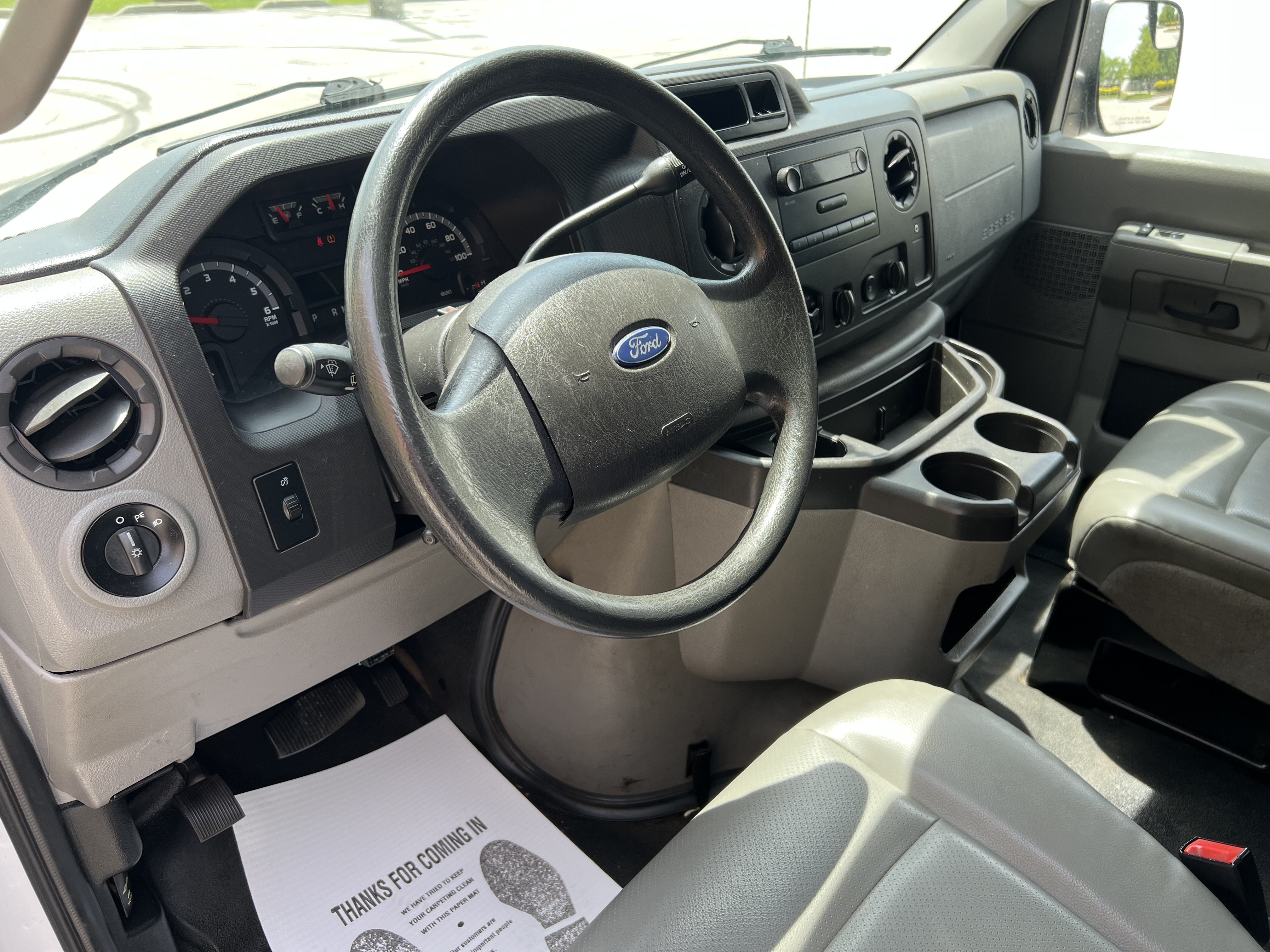 Used 2013 Ford E-250 and Econoline 250 Extended w/ PWR Group RWD image 15