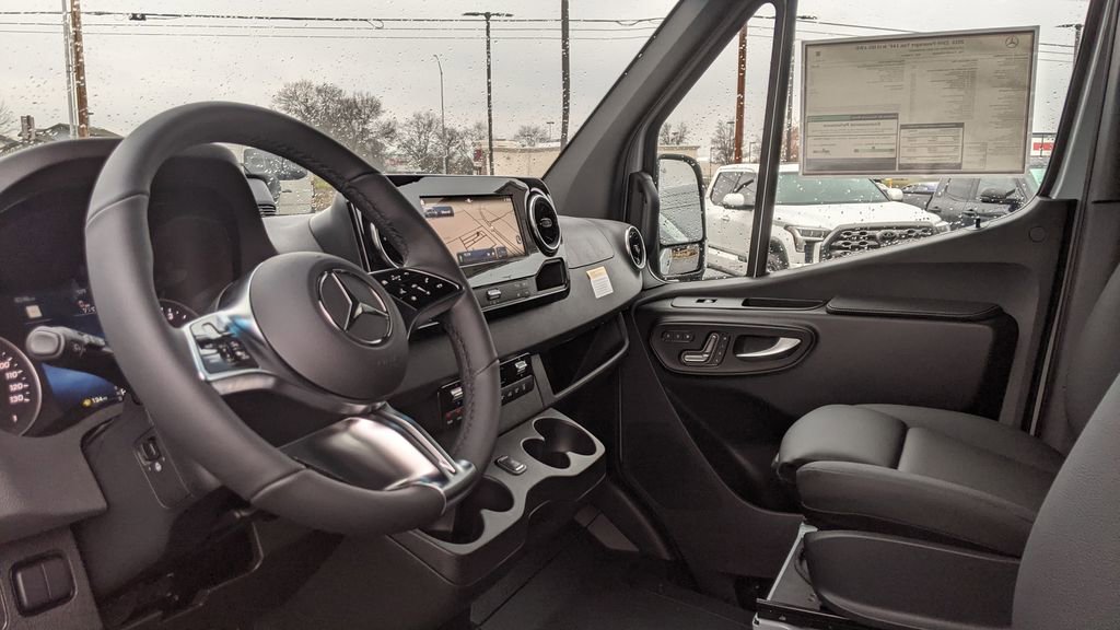 New 2026 Mercedes-Benz Sprinter 2500 image 8