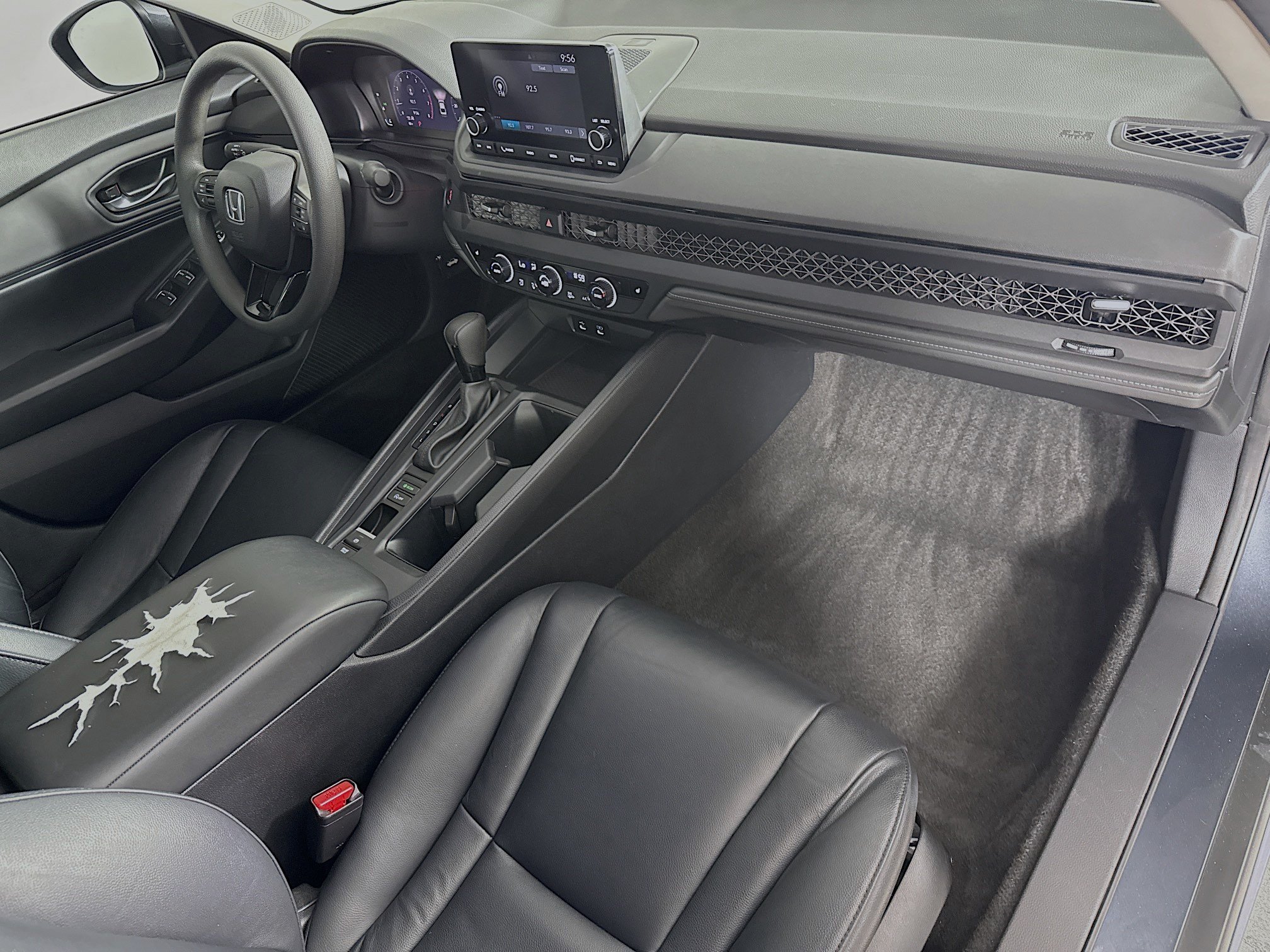 Certified 2023 Honda Accord EX image 35