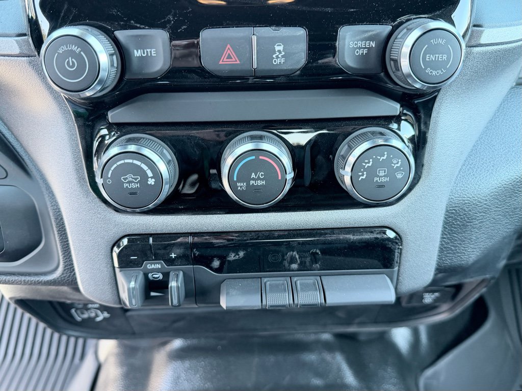 New 2026 RAM 3500 Tradesman w/ Chrome Appearance Group A AWD/4WD image 17