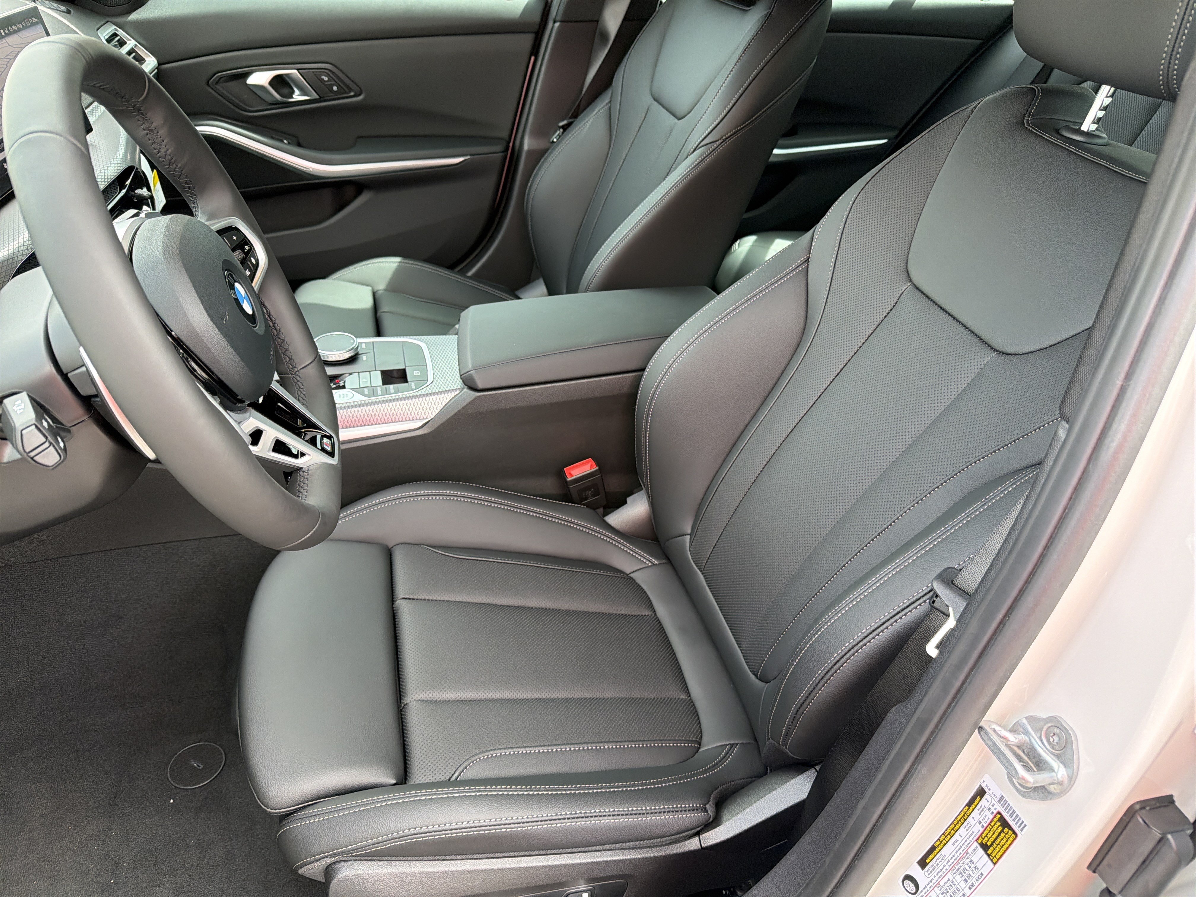 New 2026 BMW 330i Sedan w/ M Sport Package RWD image 18