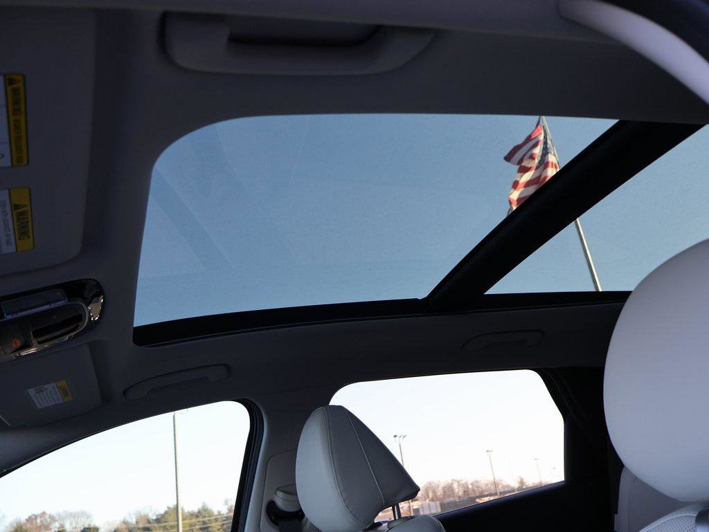 New 2026 Hyundai Tucson Limited w/ Tow & Go Package image 27