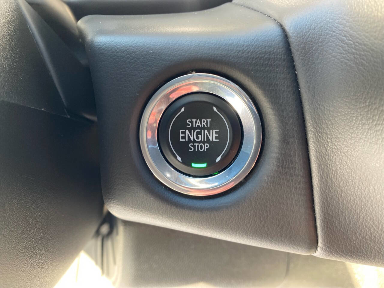 Used 2023 Chevrolet Tahoe Premier image 28