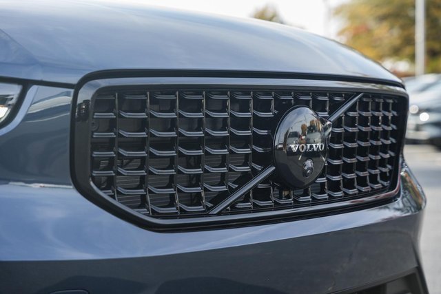 New 2026 Volvo XC40 B5 Ultra w/ Protection Package Premier image 11