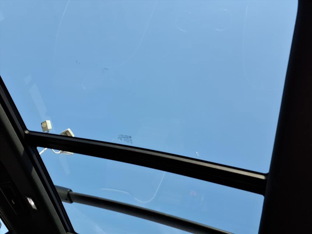 Used 2025 GMC Yukon Denali Ultimate w/ LPO, Floor Liner Package image 23