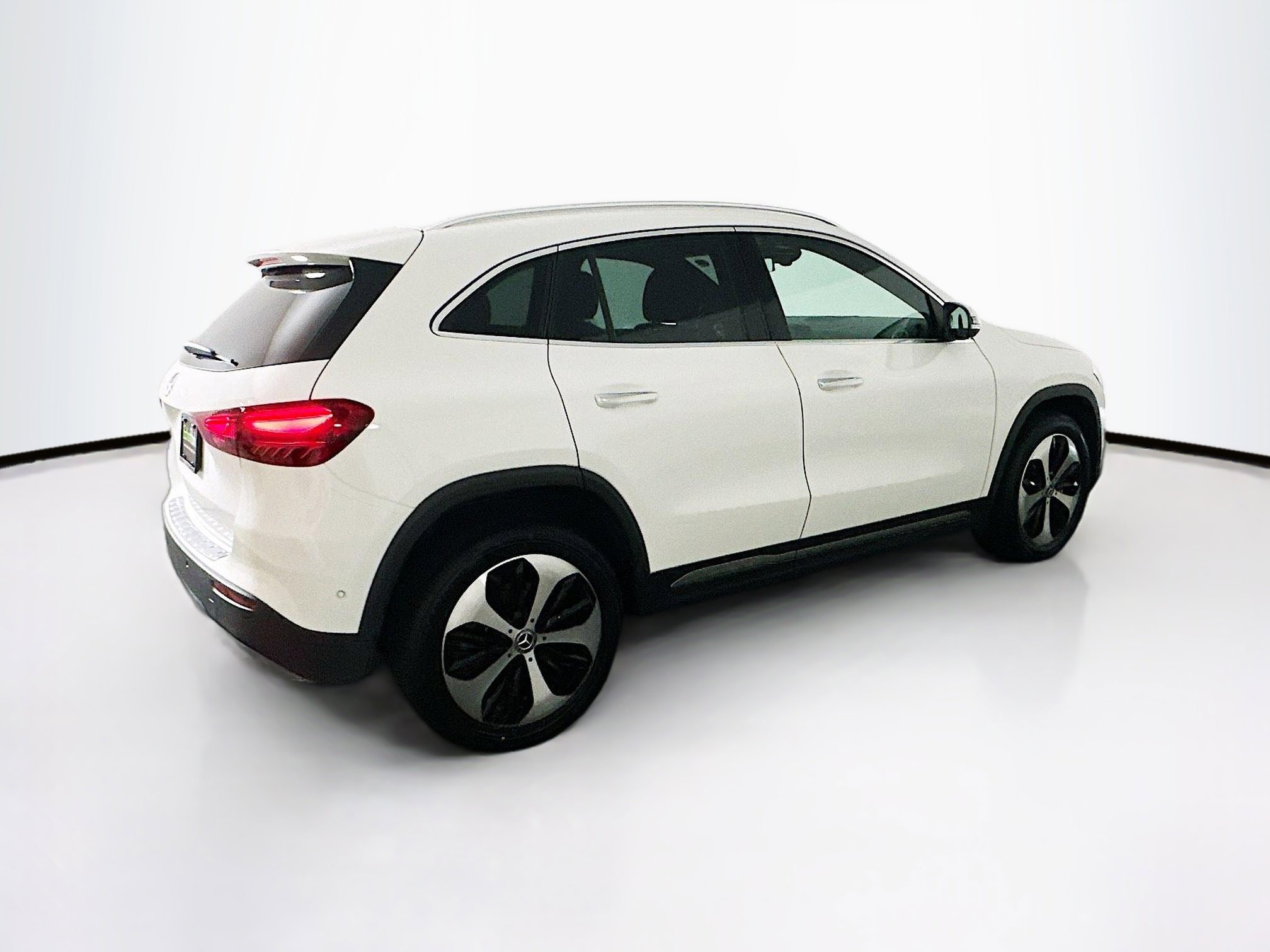 Used 2025 Mercedes-Benz GLA 250 image 10
