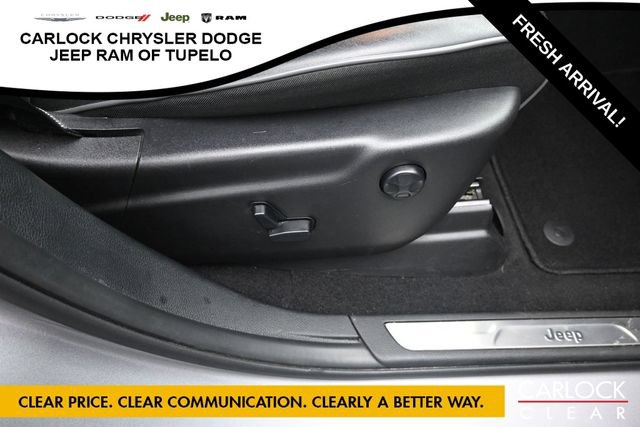 Used 2020 Jeep Grand Cherokee Overland RWD image 39
