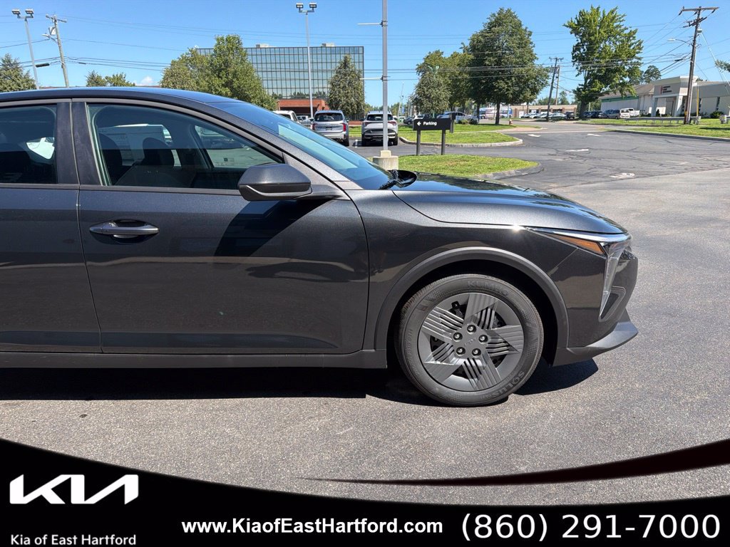 New 2026 Kia K4 FWD image 6