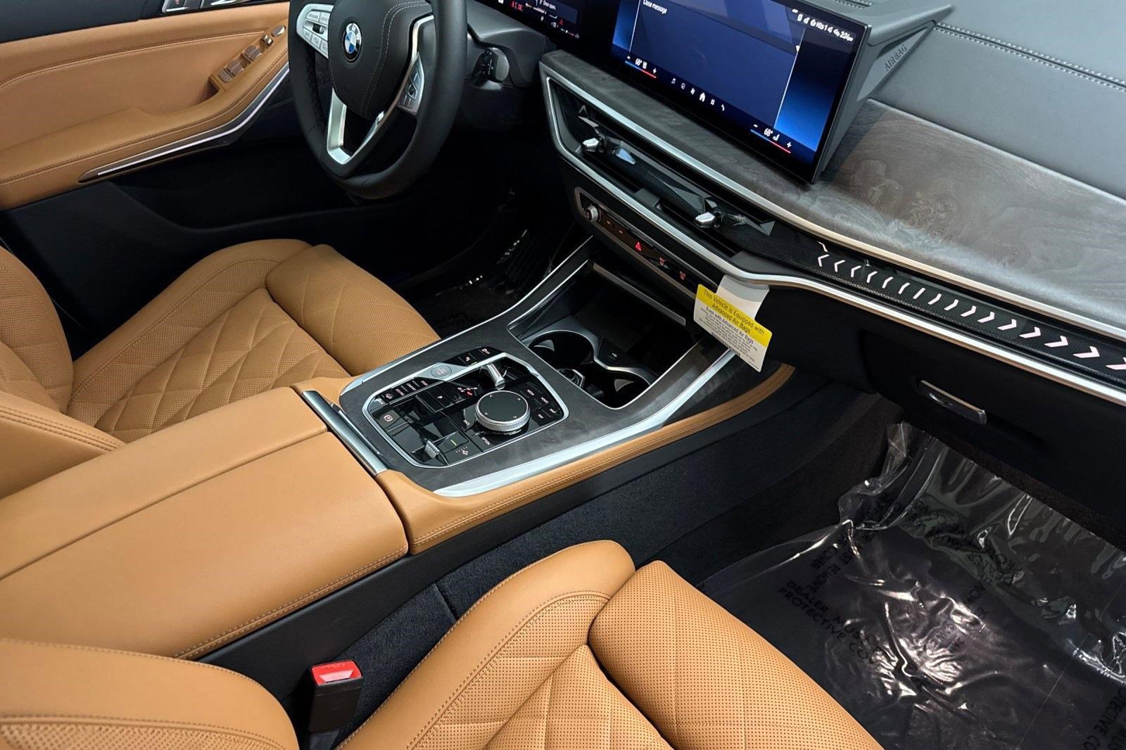 Used 2026 BMW X7 xDrive40i AWD/4WD image 28