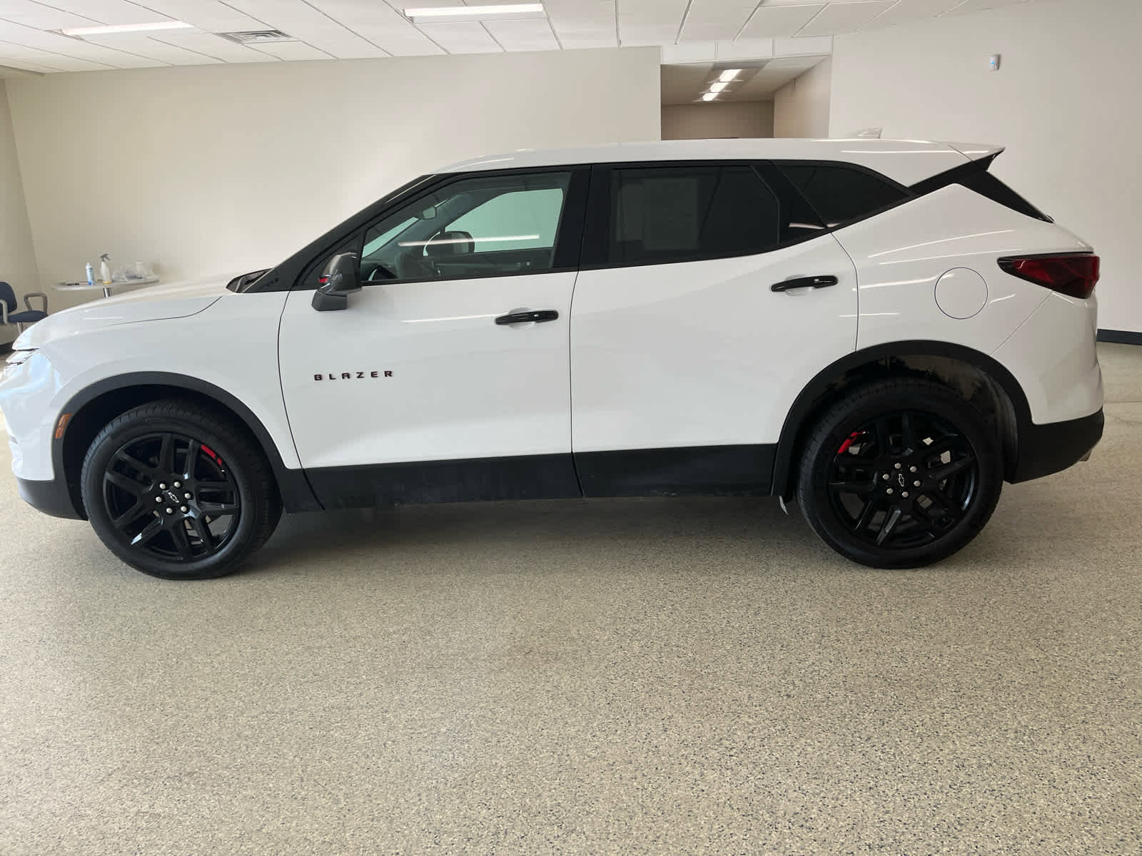 Used 2024 Chevrolet Blazer LT w/ Redline Edition image 8