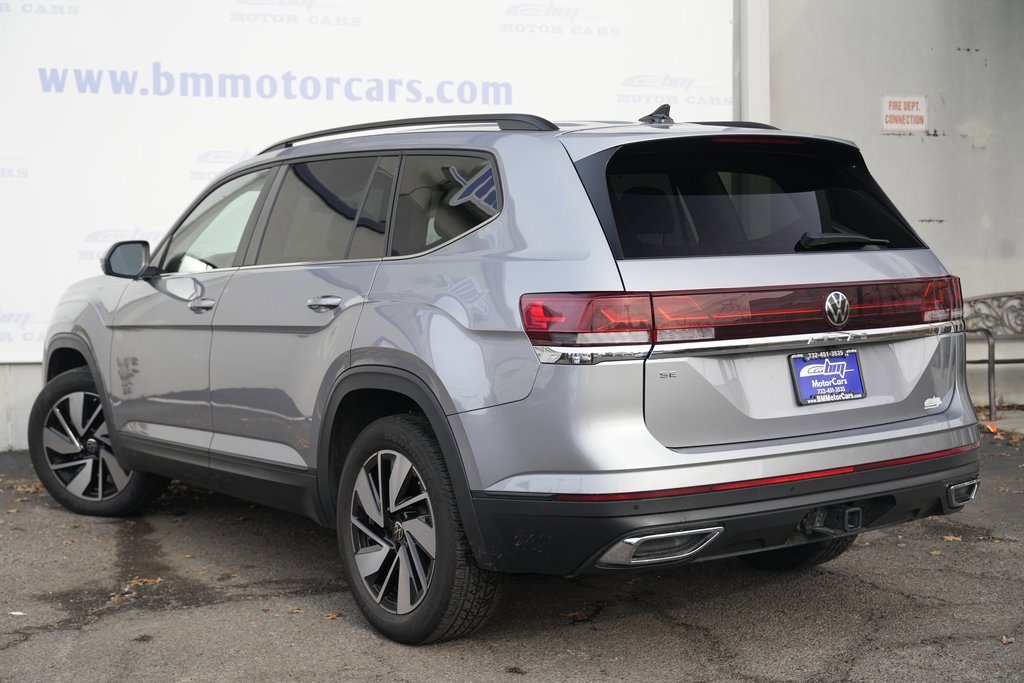 Used 2024 Volkswagen Atlas SE image 4