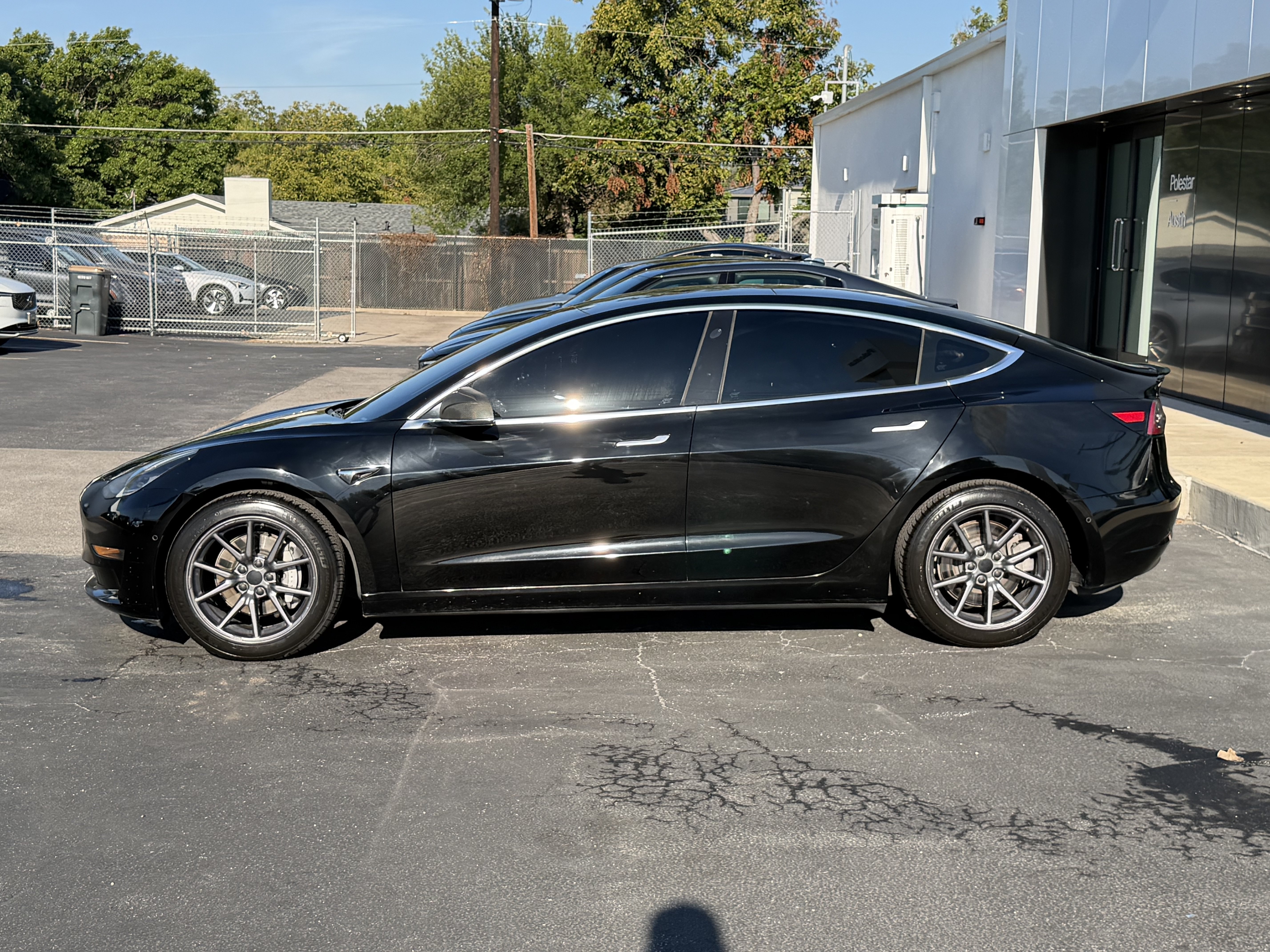 Used 2020 Tesla Model 3 Standard Range Plus RWD image 3