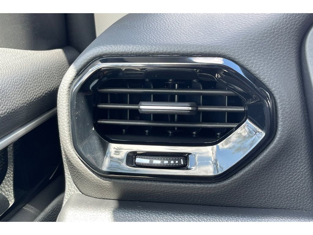 Certified 2025 Honda Pilot Touring image 29