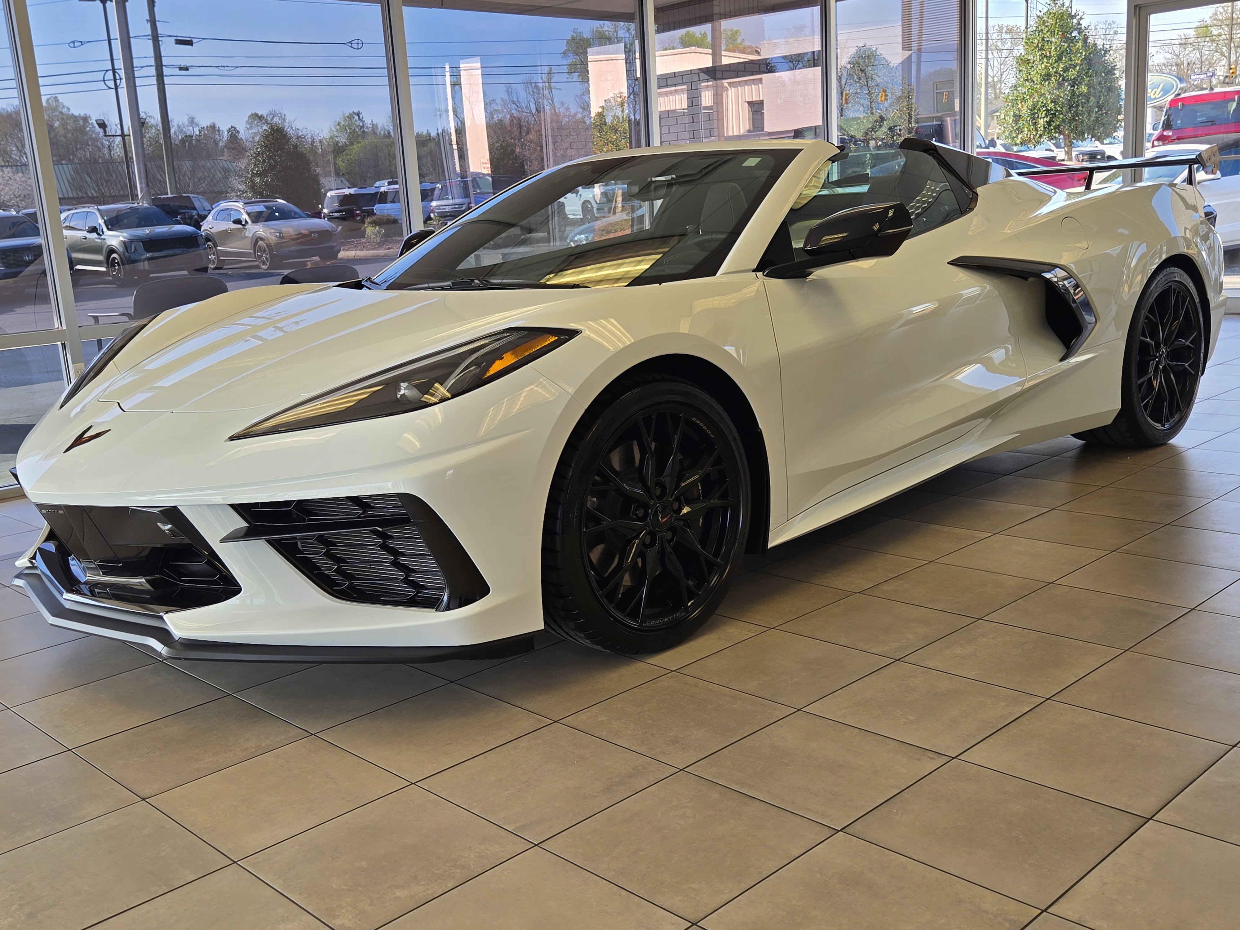 Used 2023 Chevrolet Corvette Stingray Preferred Conv w/ Z51 Performance Package image 4