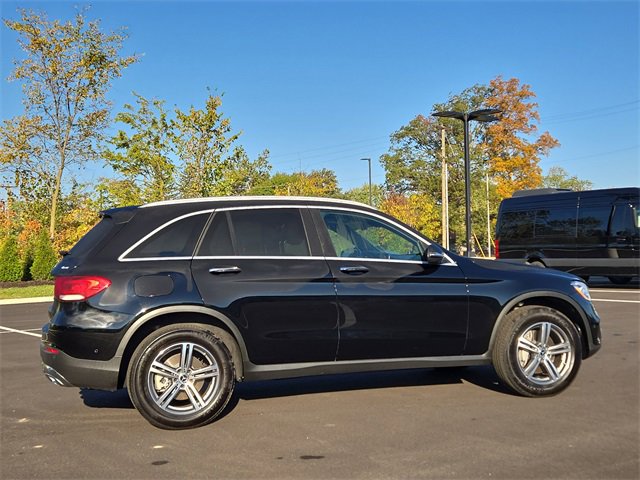 Certified 2022 Mercedes-Benz GLC 300 4MATIC image 3
