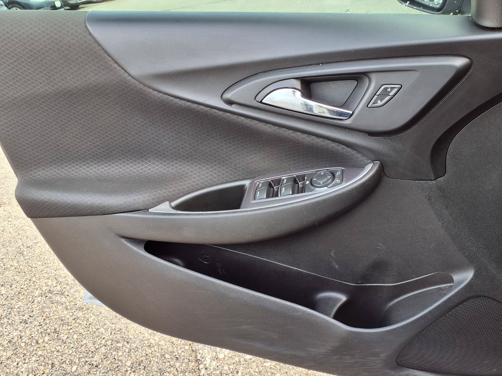 Used 2018 Chevrolet Malibu LS FWD image 21