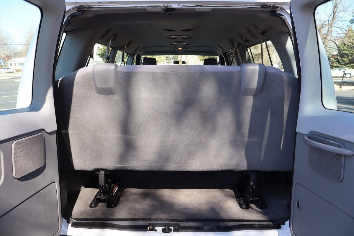 Used 2012 Ford E-350 and Econoline 350 XLT image 14