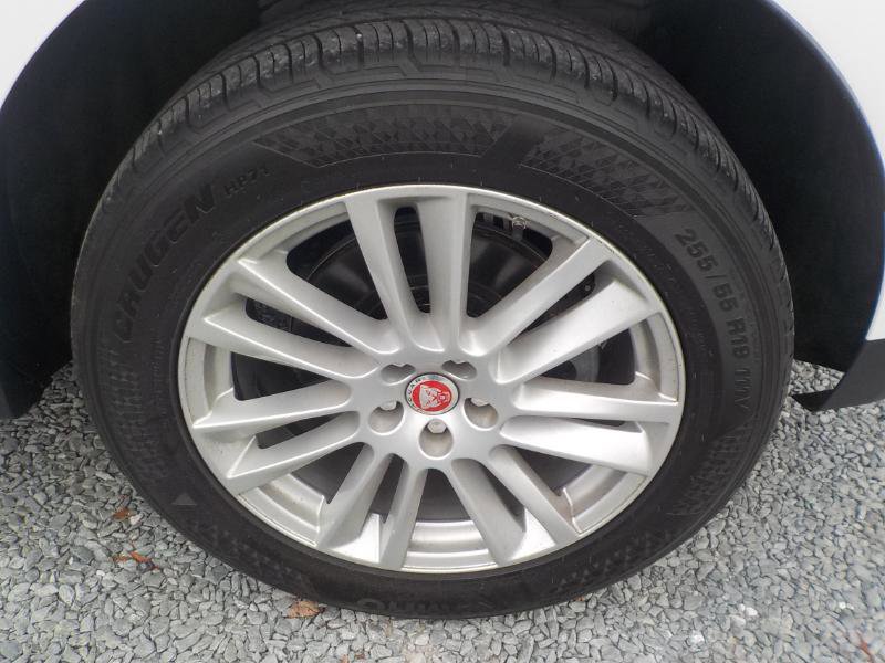 Used 2019 Jaguar F-PACE Prestige image 43