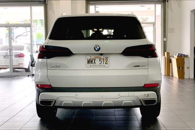 Used 2024 BMW X5 sDrive40i RWD image 4