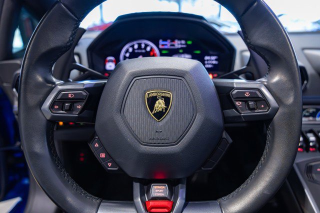 Used 2019 Lamborghini Huracan LP 580-2 image 36