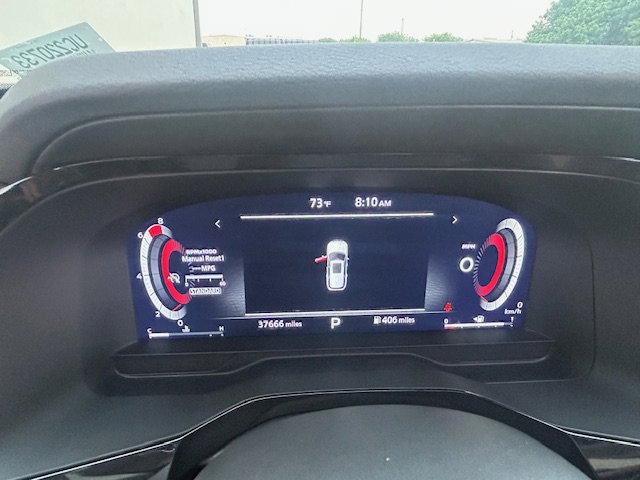 Used 2024 Nissan Pathfinder Platinum w/ Cargo Package FWD image 23