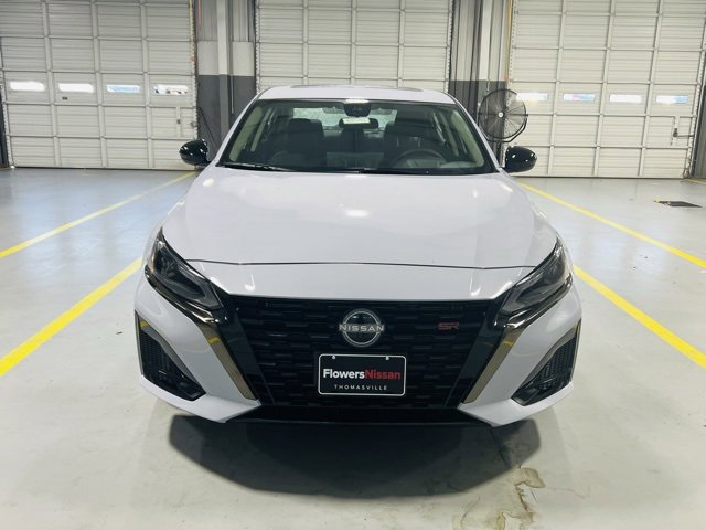 New 2025 Nissan Altima 2.5 SR w/ SR Premium Package image 12
