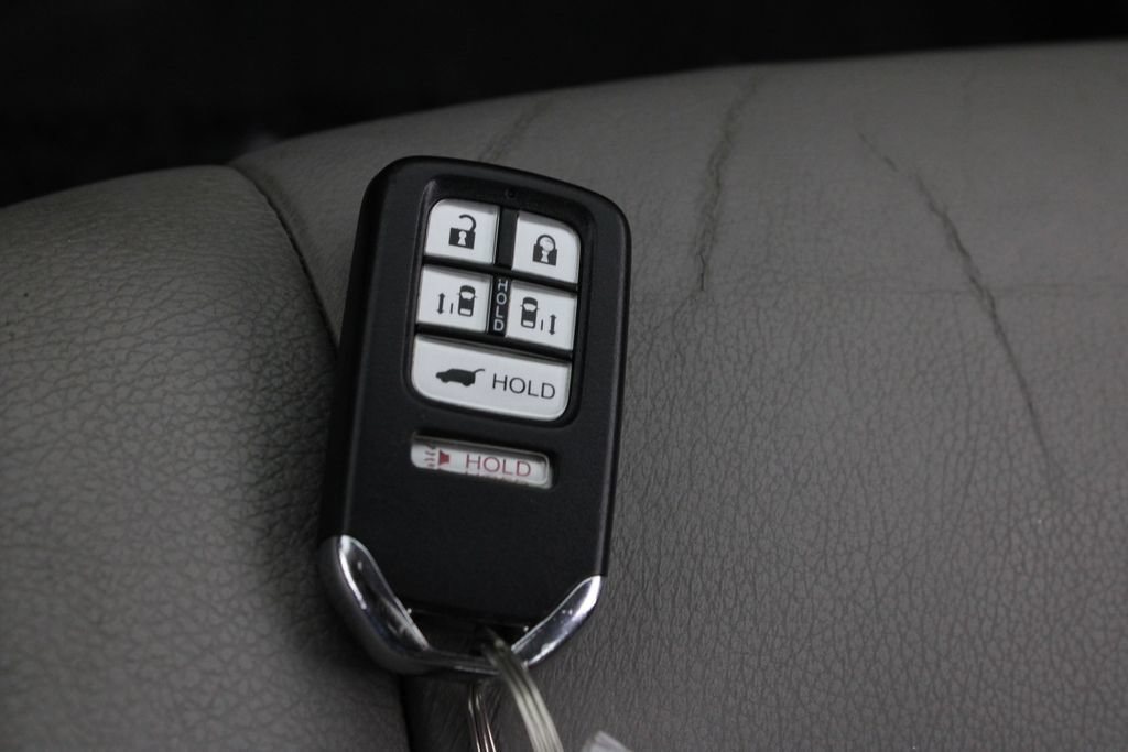 Used 2016 Honda Odyssey EX-L image 32