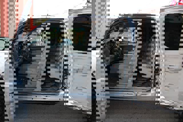 Used 2012 GMC Sierra 2500 SLE w/ SLE Preferred Package image 8