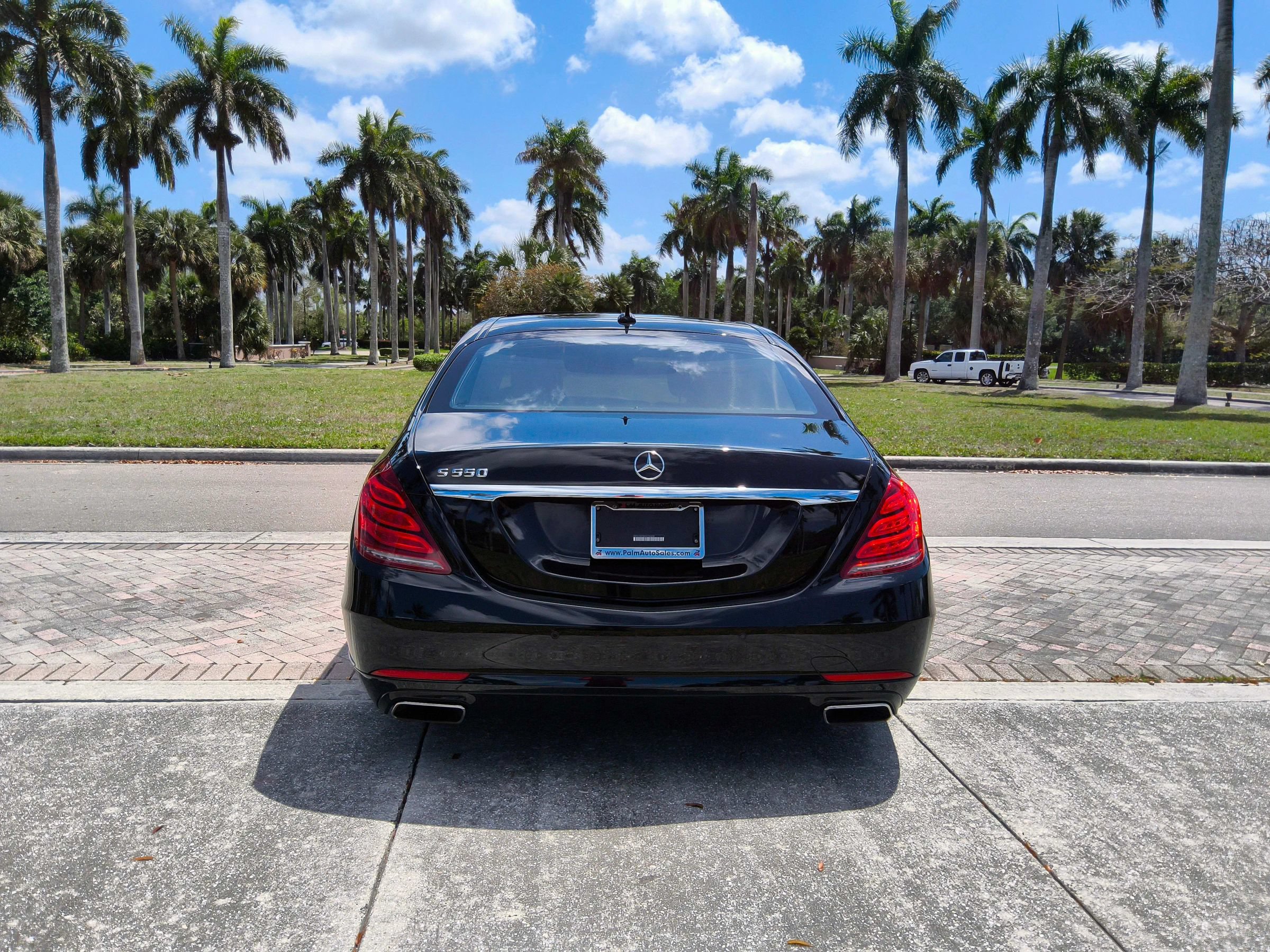 Used 2015 Mercedes-Benz S 550 Sedan image 14