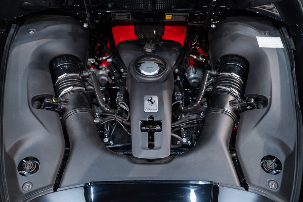Certified 2023 Ferrari F8 Tributo RWD image 23