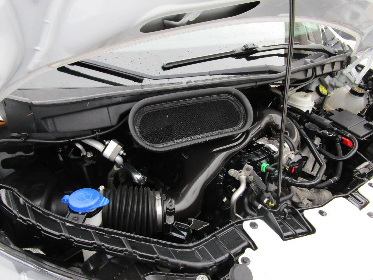 Used 2022 Ford Transit 250 Low Roof AWD image 41