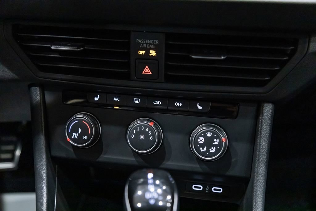 Used 2024 Volkswagen Jetta Sport image 19