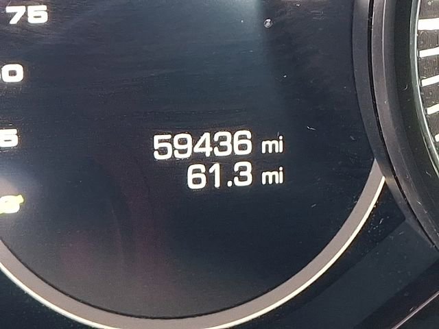 Used 2018 Porsche Panamera 4 image 26